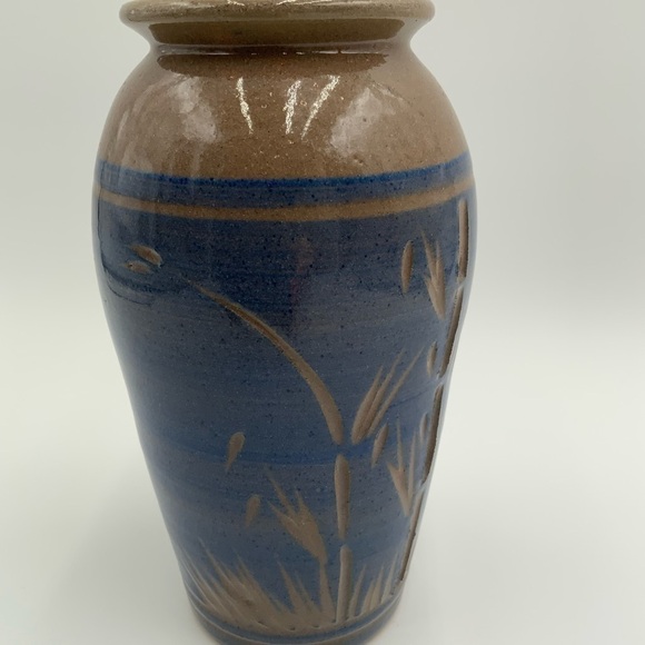 Handmade Pottery Vase Made In Seychelles East Africa Inspired By Nature 9” Tall - Picture 5 of 9